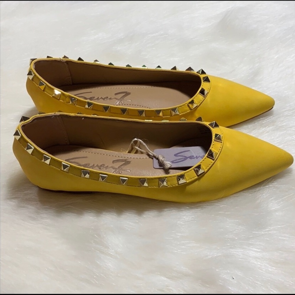 NWT Seven7 Canary Yellow Studded Suede Flats - Picture 2 of 7
